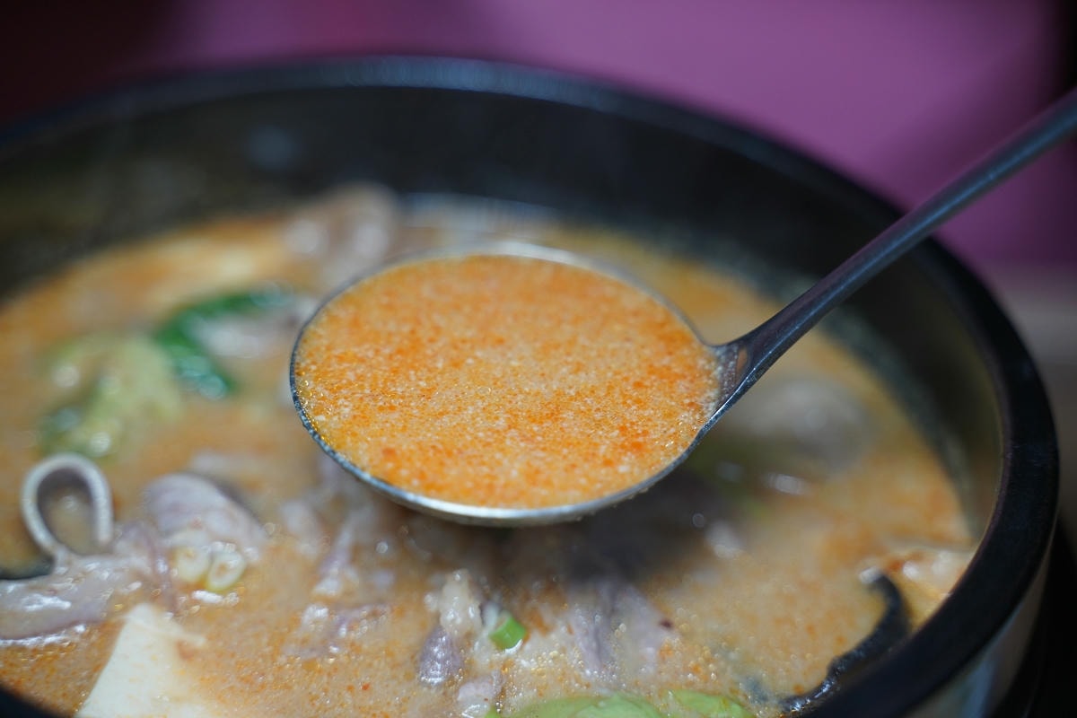 【94咖哩孃】獨家13種香料配方板橋新開幕香料咖哩火鍋 美味必點白雪砂鍋煲/赤雪砂鍋煲