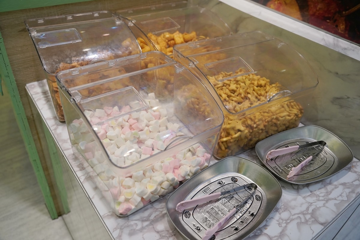 【中壢中園路美食推薦】涼麵/生菜沙拉/滷肉飯/霜淇淋/零食餅乾無限量供應 鍋大佬中園直營店