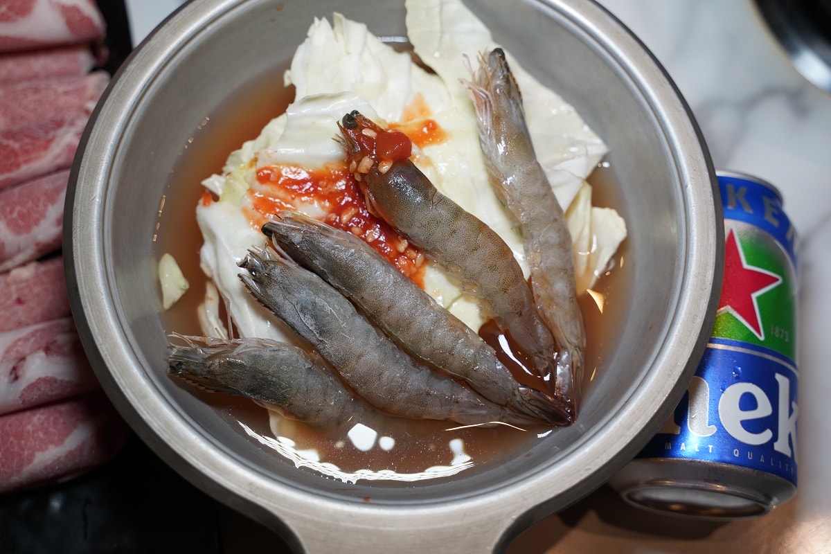 【台北內湖鍋物推薦】西湖平價小火鍋好選擇 蔬菜火鍋料冰品白飯飲料無限量供應 老先覺功夫窯燒鍋台北西湖店