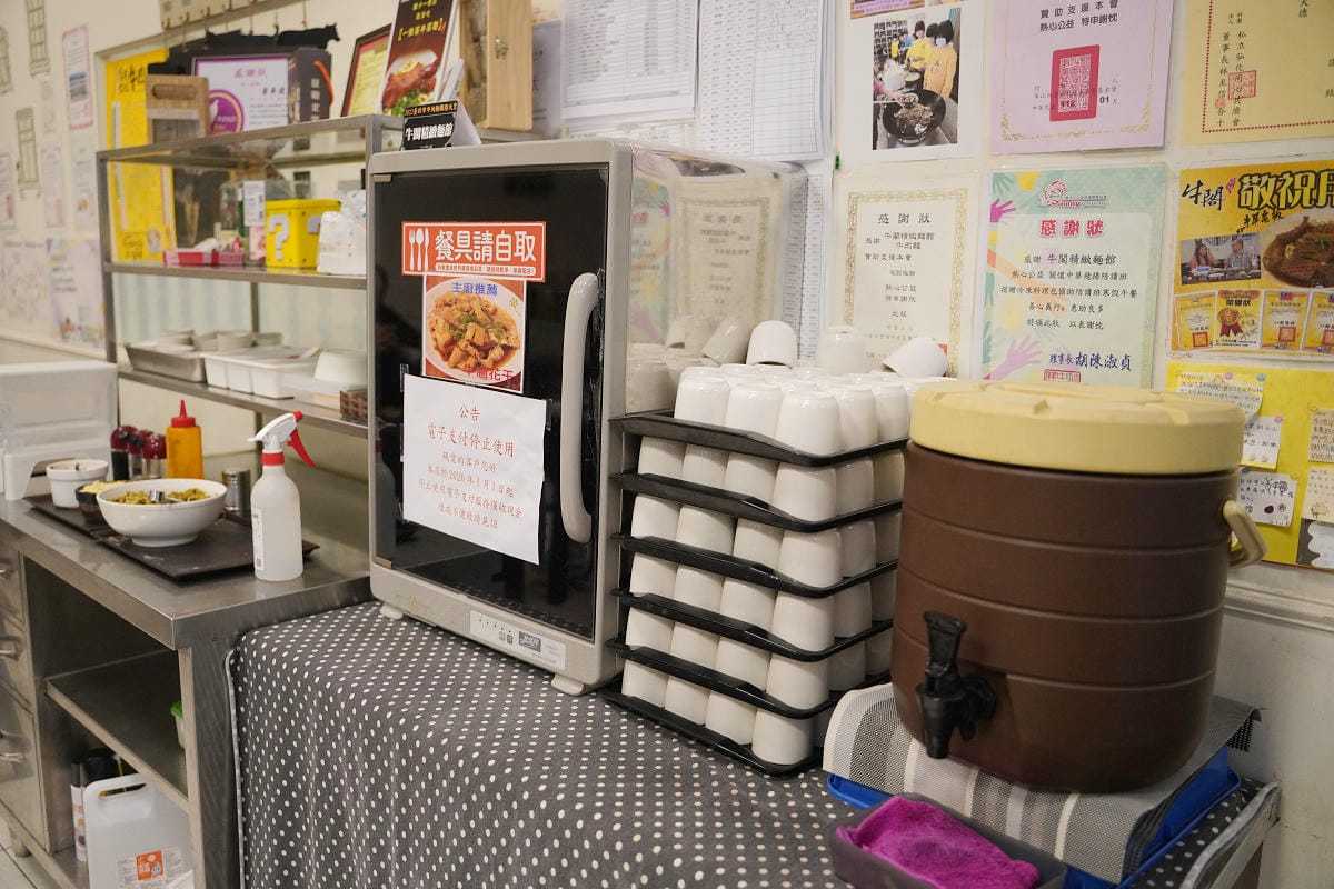 【牛閣精緻麵館內科店】台北內湖牛肉麵推薦 台北國際牛肉麵節人氣王 捷運港墘站超人氣排隊美食