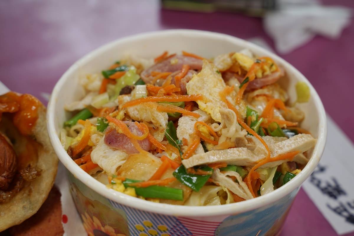 【金門必吃美食推薦】在地30年阿兵哥口袋美食名單 美味必點蛋香蛋狗炒泡麵 合泉購物中心