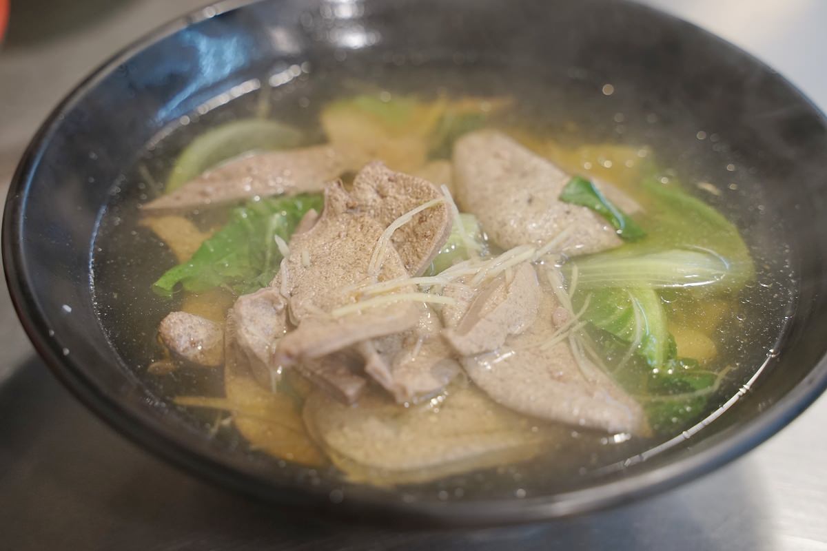 【龍潭小吃推薦】鄰近龍潭大池/菱潭街興創基地 龍潭在地人美食口袋名單 郭記麵館