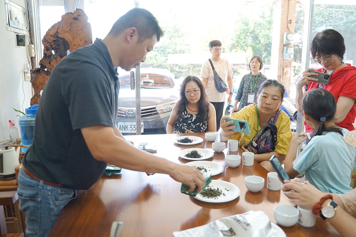 【南投名間茶行推薦】在地四代經營茶行 南投名間買茶好選擇 寶記茶行