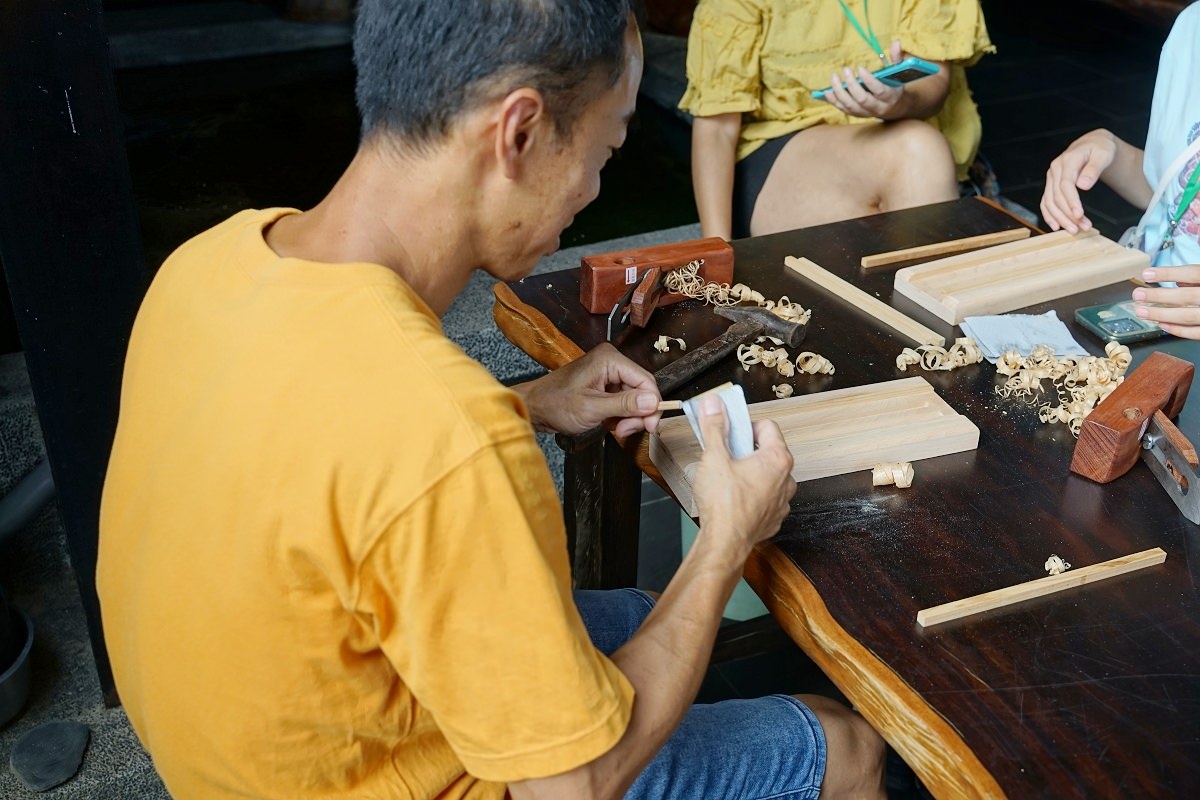 【南投名間下午茶推薦】成立於1976年台灣檜木坊 咖啡冰熊下午茶+檜木筷手作DIY 木協台灣檜木坊
