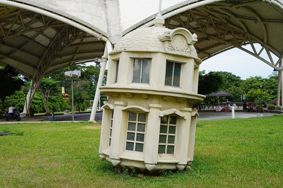 【桃園楊梅免費景點推薦】夏季水舞噴水設施 梅花主題公園天幕 伯公岡公園