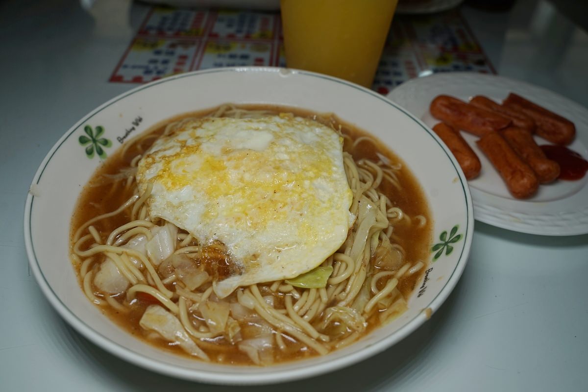 【元智大學早午餐推薦】平價實惠套餐選擇多 美味必點漢堡餐/炒麵餐 蕾米活力早餐元智店