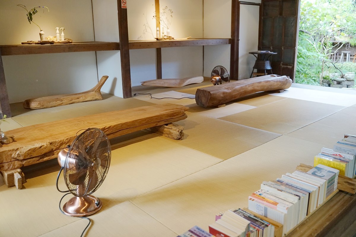 【花蓮玉里咖啡廳推薦】玉里市區日式老宅咖啡館 全植物無蛋奶生食旦糕 侘咖啡&凱莉姐的小廚房 - 第7張圖 【花蓮玉里咖啡廳推薦】玉里市區日式老宅咖啡館 全植物無蛋奶生食旦糕 侘咖啡&凱莉姐的小廚房