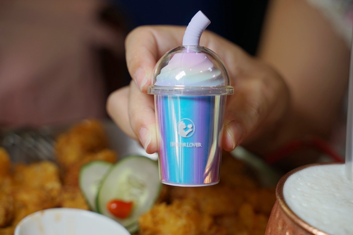 【情趣吸吮震動器推薦】APP遠程操控奶茶杯 IPX7防水設計 BeYourLover QQ CUP 吸吮震動器 - 第4張圖 【情趣吸吮震動器推薦】APP遠程操控奶茶杯 IPX7防水設計 BeYourLover QQ CUP 吸吮震動器