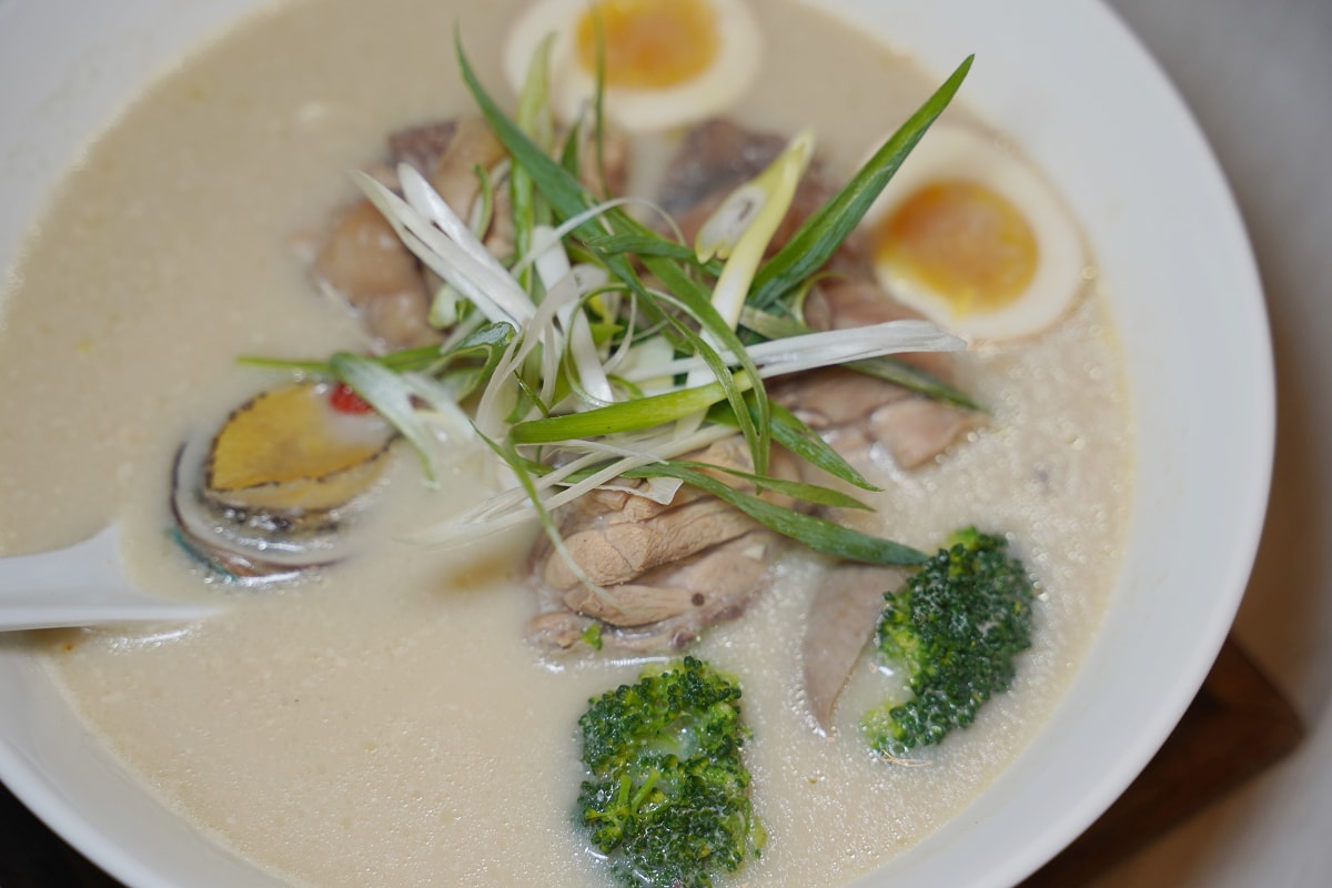 【Bigtom無罪甜生活美國冰淇淋咖啡館內湖店】台北內湖下午茶推薦 美味必點飛碟轟詐機