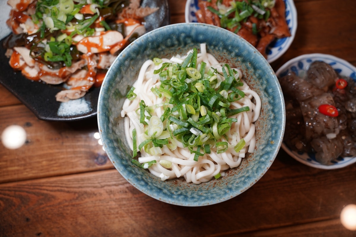 【中壢福州商圈美食推薦】全桃最浮誇霸王牛肉麵 一麵兩吃好吃更加分 清牛堂清燉牛肉麵中壢店