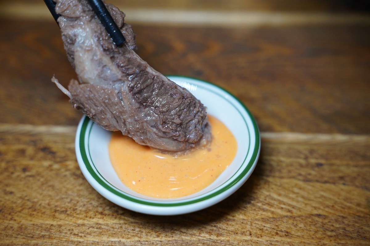 【中壢福州商圈美食推薦】全桃最浮誇霸王牛肉麵 一麵兩吃好吃更加分 清牛堂清燉牛肉麵中壢店