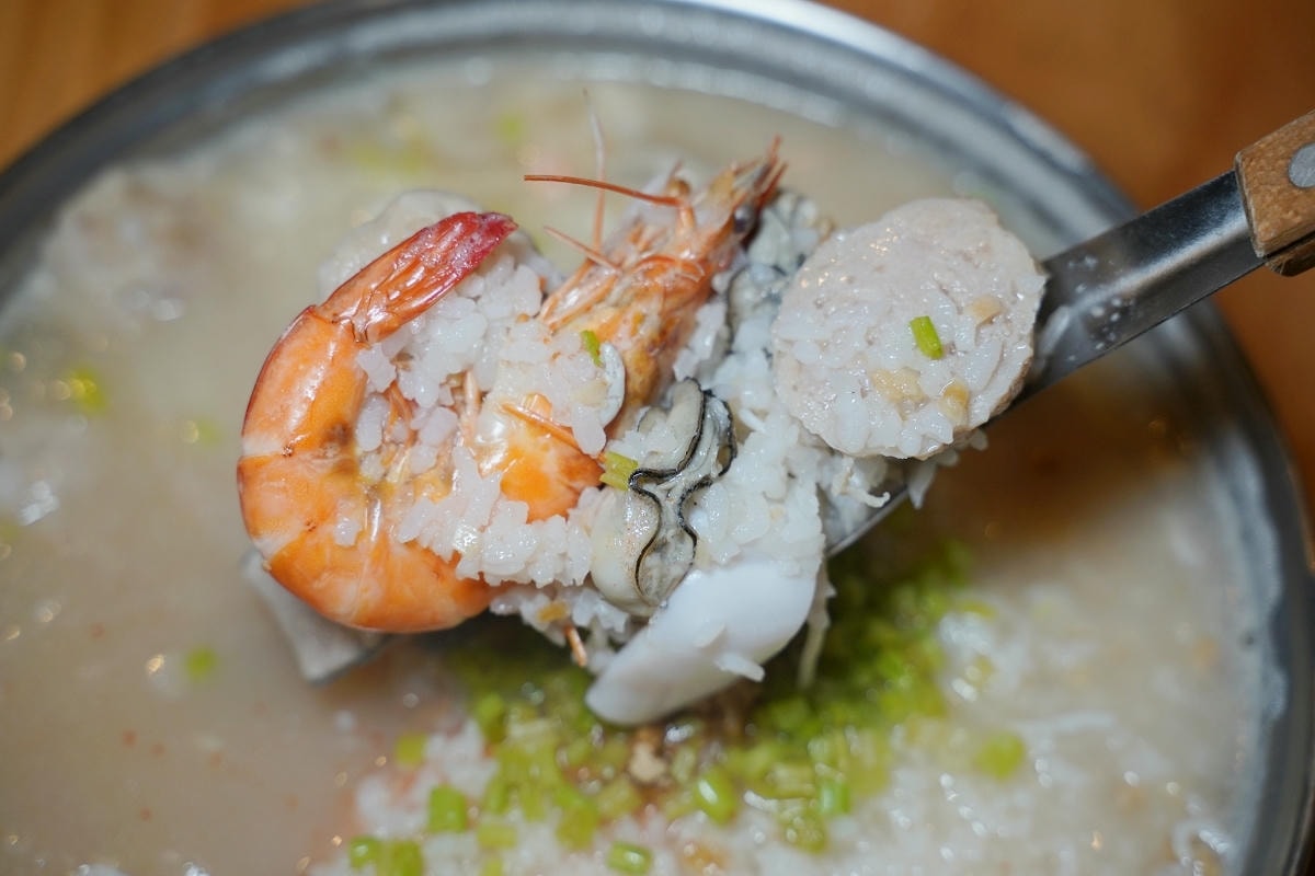 【第一猛海鮮燒烤快炒東興店】台中超人氣海鮮熱炒店 鮮蚵鳳螺蛤蜊三寶必點 高CP值鳳梨苦瓜雞 - 第9張圖 【第一猛海鮮燒烤快炒東興店】台中超人氣海鮮熱炒店 鮮蚵鳳螺蛤蜊三寶必點 高CP值鳳梨苦瓜雞