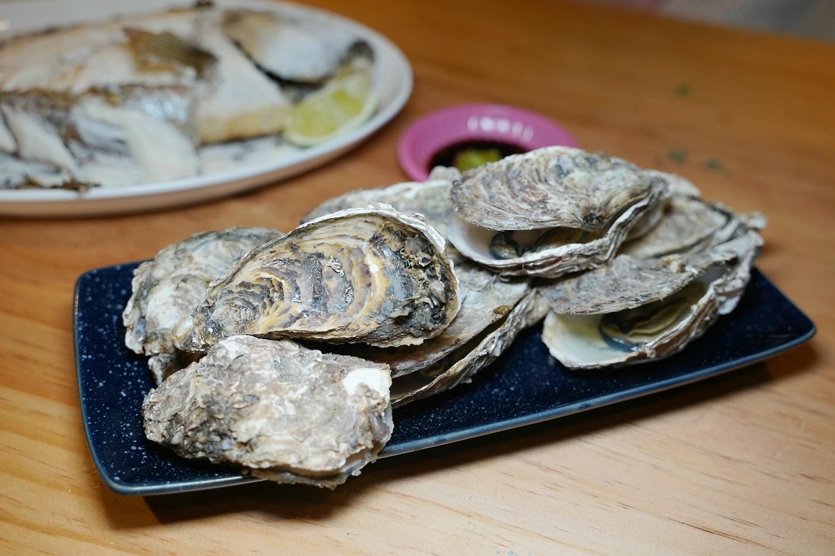 【第一猛海鮮燒烤快炒東興店】台中超人氣海鮮熱炒店 鮮蚵鳳螺蛤蜊三寶必點 高CP值鳳梨苦瓜雞 - 第27張圖 【第一猛海鮮燒烤快炒東興店】台中超人氣海鮮熱炒店 鮮蚵鳳螺蛤蜊三寶必點 高CP值鳳梨苦瓜雞