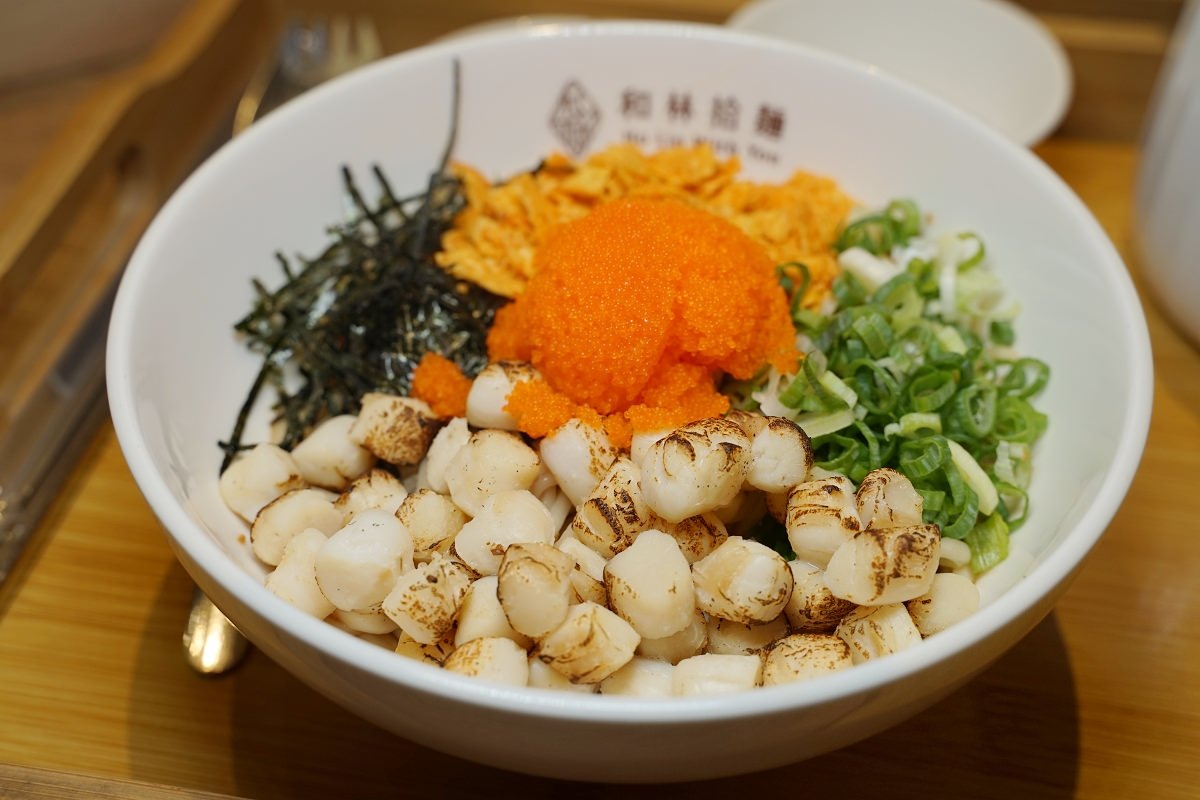 【高雄左營高鐵美食推薦】高雄必吃爆料麵店 高雄演唱會必吃創意拌拌麵 和林拾麵