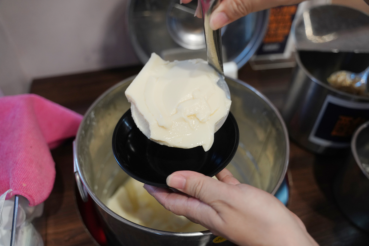 【麵享享牛肉麵/豚骨拉麵內壢長春店】內壢麵店推薦 內用豆花豆漿無限享用 美味必點腱心牛肉麵