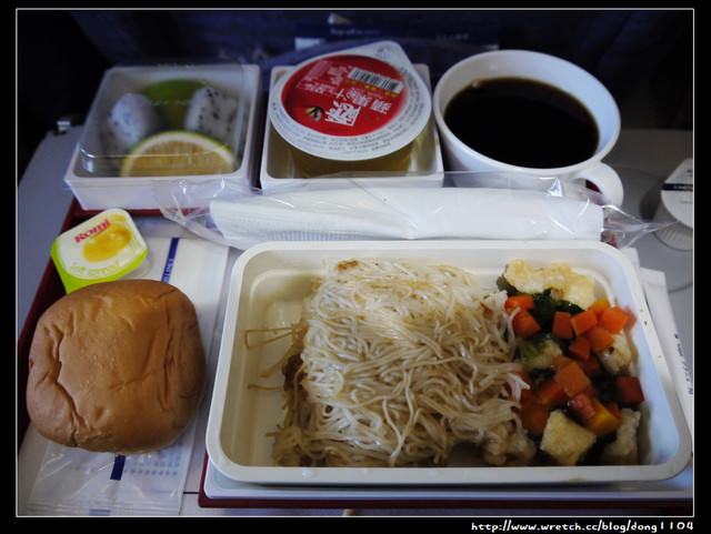 【韓國遊記】桃園機場。華航飛機餐