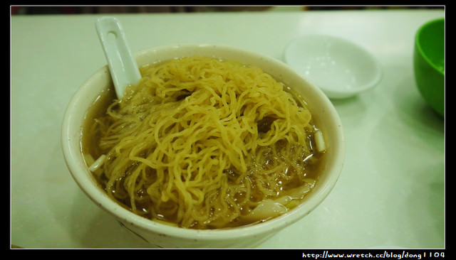 【香港自助/自由行】香港美食推薦：麥文記麵家|香港特色：鵝頸橋打小人