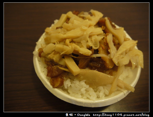 【中壢食記】大天橋謝記豬腳。中壢觀光夜市 【中壢食記】大天橋謝記豬腳。中壢觀光夜市