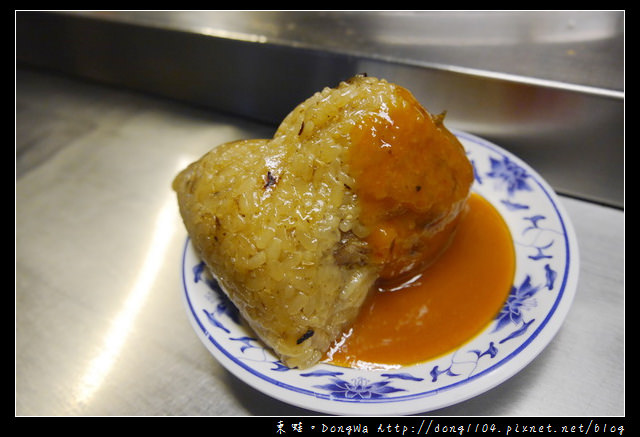 【宜蘭食記】羅東車站宵夜。可口點心。肉粽+刈包+金針排骨湯 【宜蘭食記】羅東車站宵夜。可口點心。肉粽+刈包+金針排骨湯