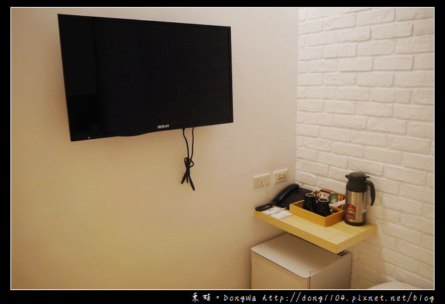 【台北住宿】台北火車站南陽街。約克旅店 YORK HOTEL。北歐溫馨二人房 【台北住宿】台北火車站南陽街。約克旅店 YORK HOTEL。北歐溫馨二人房