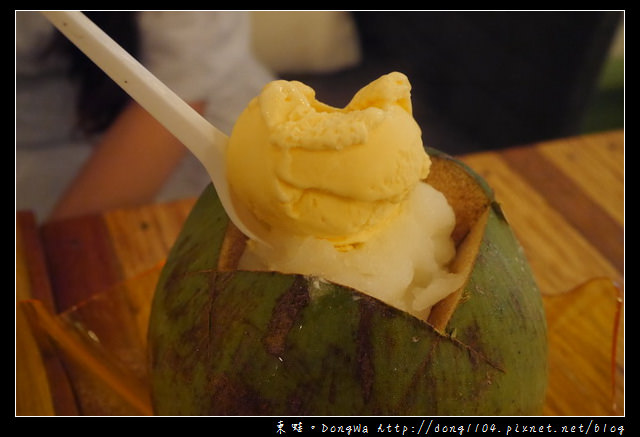 【沙巴自助/自由行】沙巴亞庇市區好吃椰子冰沙|太子椰 The Royal Coconut 【沙巴自助/自由行】沙巴亞庇市區好吃椰子冰沙|太子椰 The Royal Coconut