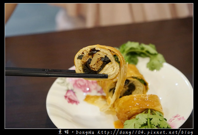 【宜蘭食記】礁溪小吃推薦|美味牛肉河粉 小菜豆皮捲|利群美食