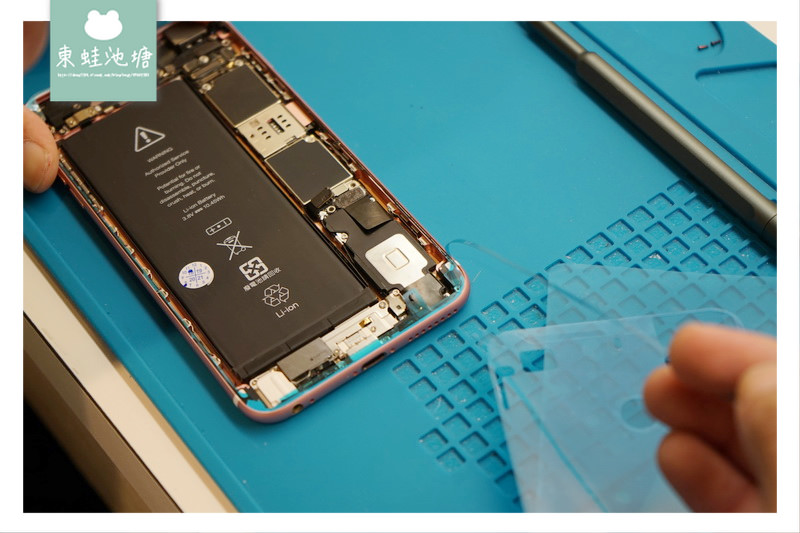【桃園市區 iphone 維修推薦】螢幕維修990元起 電池更換450元 Eu手機現場維修包膜