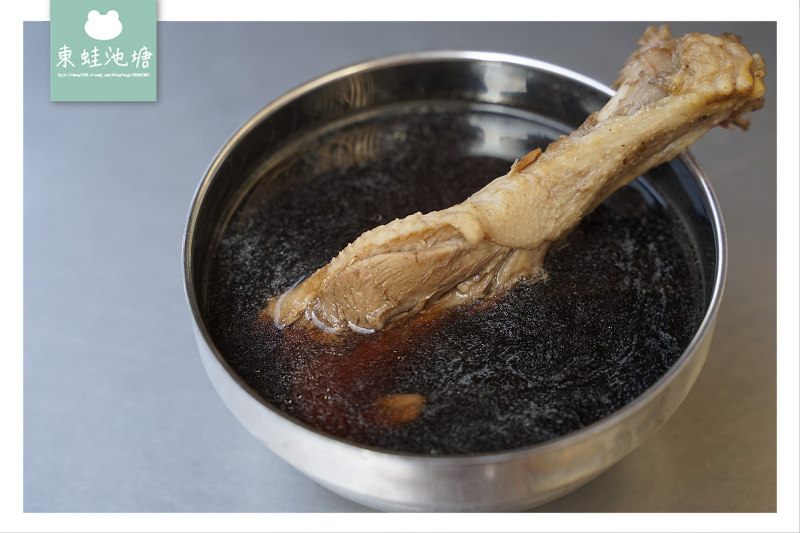 【苗栗市區小吃推薦】美味客家肉粽 甘甜當歸鴨 老牌肉粽當歸鴨麵線 【苗栗市區小吃推薦】美味客家肉粽 甘甜當歸鴨 老牌肉粽當歸鴨麵線