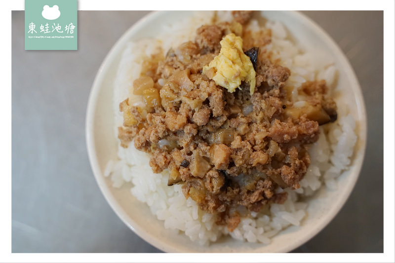 【台北萬華中原市場美食推薦】萬華宵夜好選擇 美味焢肉飯香菇魯肉飯 宵夜清粥