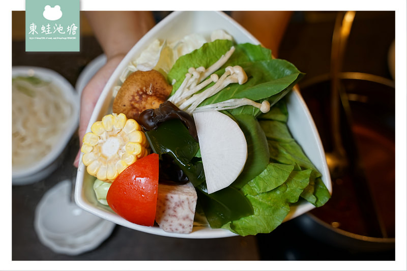 【東區火鍋/秘制火焰 蜂巢豆腐】紅九九個人鴛鴦鍋延吉店 【東區火鍋/秘制火焰 蜂巢豆腐】紅九九個人鴛鴦鍋延吉店