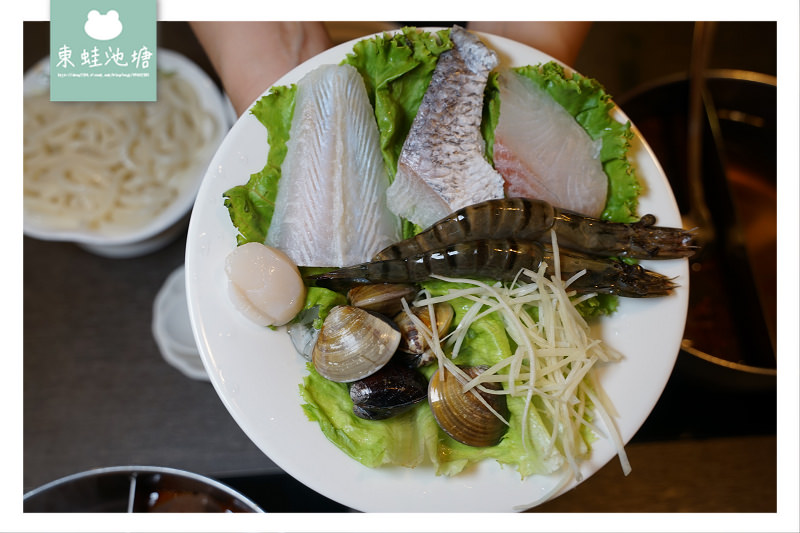 【東區火鍋/秘制火焰 蜂巢豆腐】紅九九個人鴛鴦鍋延吉店 【東區火鍋/秘制火焰 蜂巢豆腐】紅九九個人鴛鴦鍋延吉店