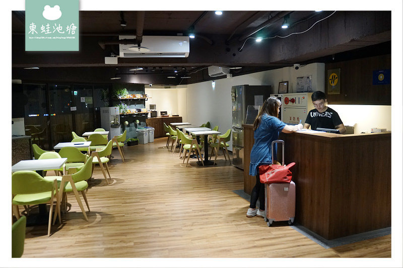 【台中火車站背包客棧】不用去日本就可以睡得到膠囊旅館 沐品居太空旅棧 【台中火車站背包客棧】不用去日本就可以睡得到膠囊旅館 沐品居太空旅棧