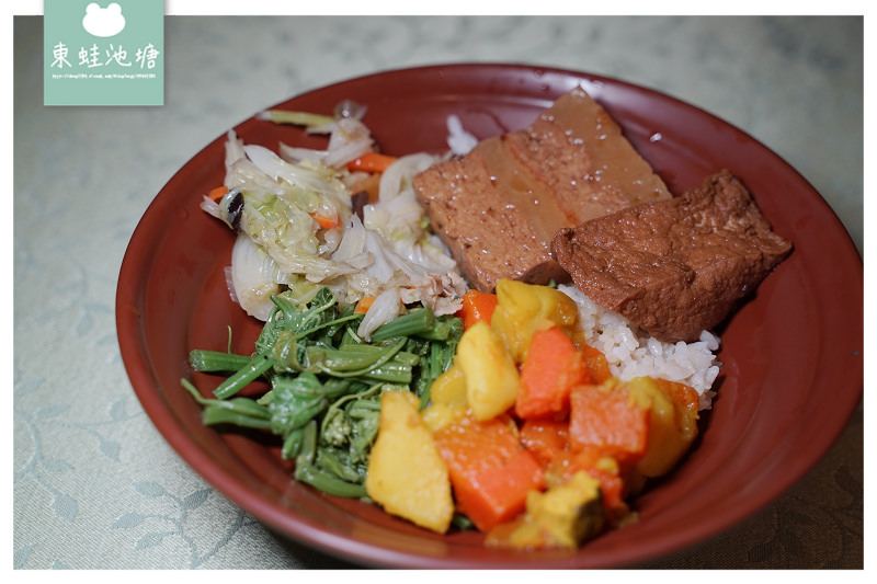 【花蓮素食推薦】美味特製辣味麵 可口好吃爌肉飯 花蓮國香園素食 【花蓮素食推薦】美味特製辣味麵 可口好吃爌肉飯 花蓮國香園素食