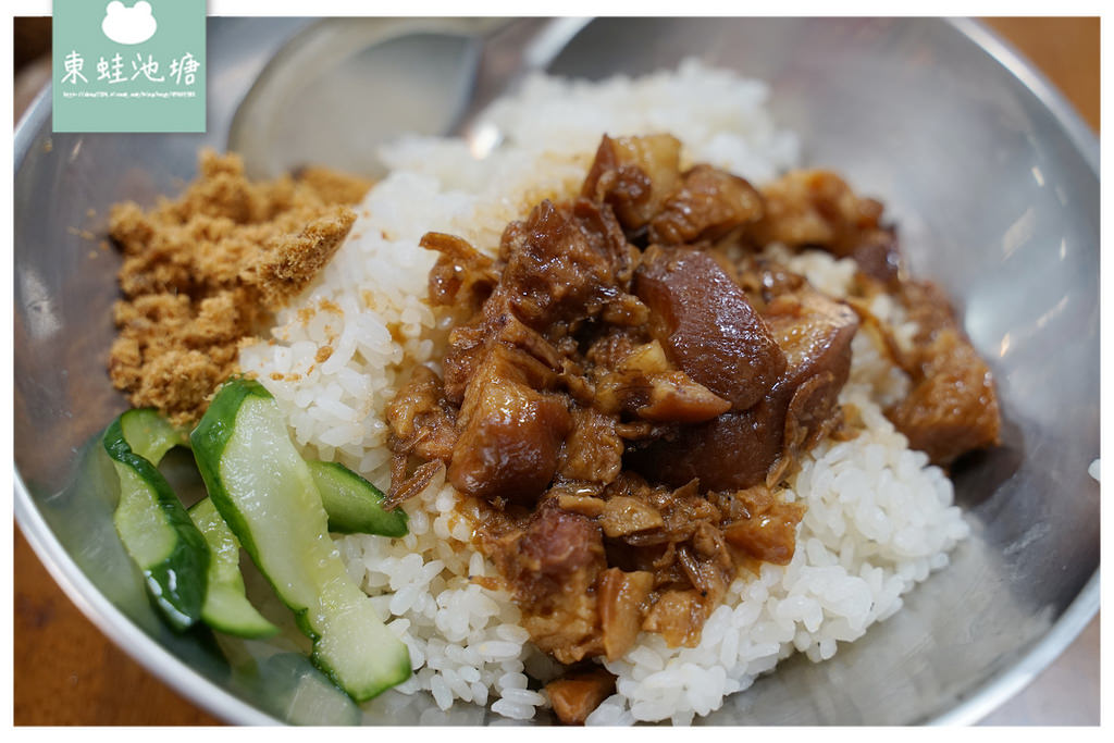 【新竹南寮漁港平價小吃推薦】超大碗台式海鮮麵 美味蹄膀滷肉飯 吳家麵 【新竹南寮漁港平價小吃推薦】超大碗台式海鮮麵 美味蹄膀滷肉飯 吳家麵