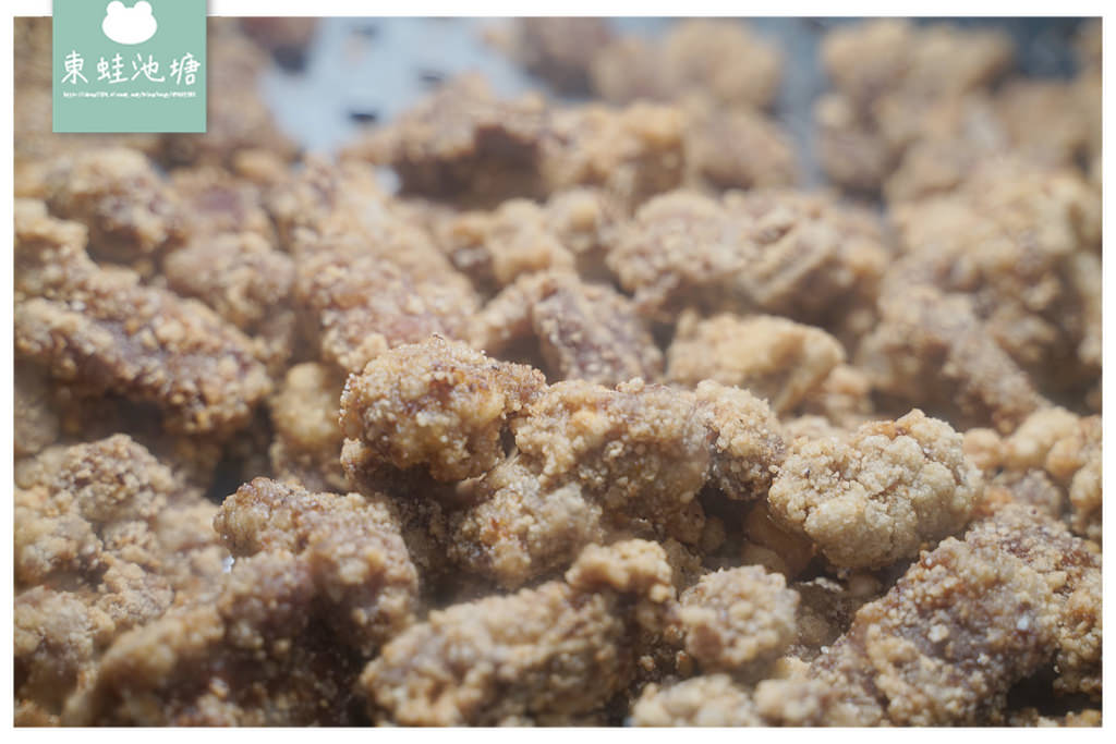 【廣州街觀光夜市美食推薦】口感香酥Q彈 使用台灣豬肉 吳記排骨酥 【廣州街觀光夜市美食推薦】口感香酥Q彈 使用台灣豬肉 吳記排骨酥