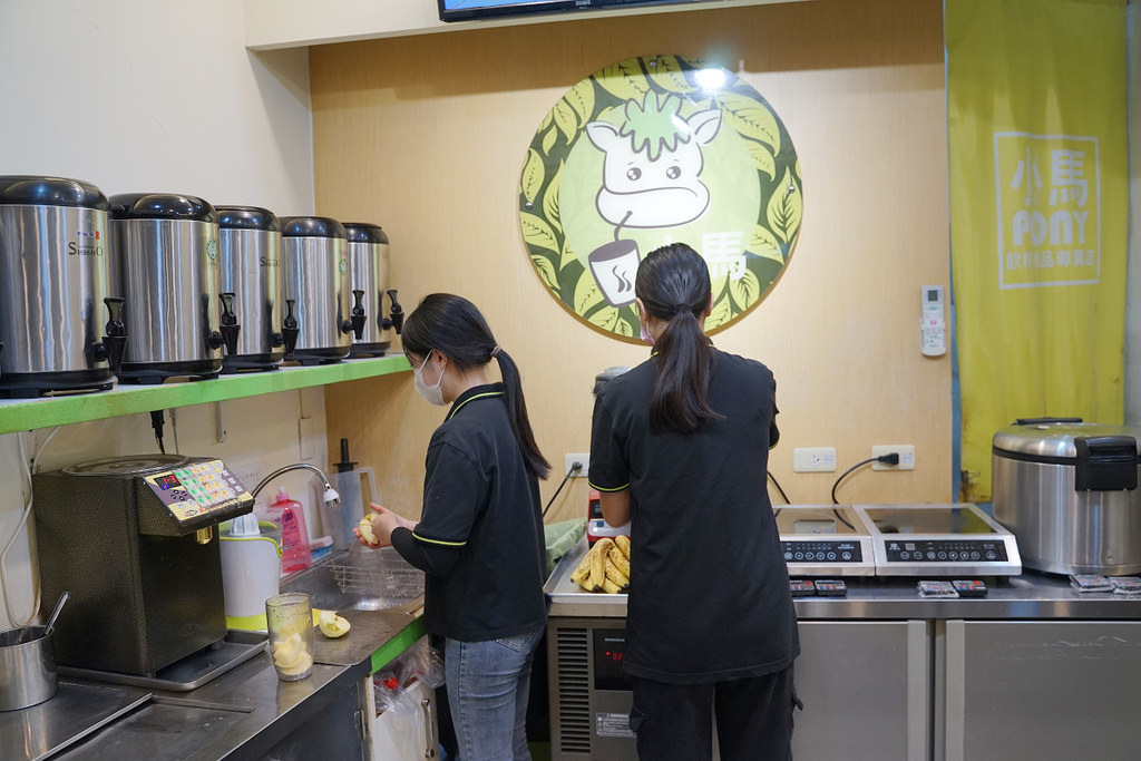 【花蓮手搖飲料店推薦】花蓮限定現榨蘋果冰茶 只有來花蓮才喝得到 小馬Pony飲料 【花蓮手搖飲料店推薦】花蓮限定現榨蘋果冰茶 只有來花蓮才喝得到 小馬Pony飲料