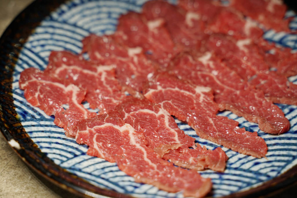 【嘉義聚餐餐廳推薦】嘉義美食三合一 現點現烤好吃烤雞 阿傑台式料理X霸皇紅蟳薑母鴨X三八鷄