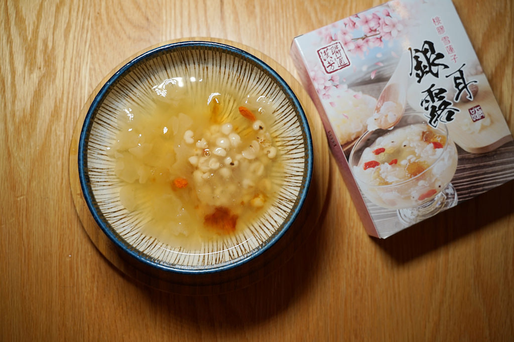 【迪化街年節禮盒推薦】杜仲蟲草雞湯年節禮盒組 美味桃膠雪蓮子銀耳露 聯通漢芳 【迪化街年節禮盒推薦】杜仲蟲草雞湯年節禮盒組 美味桃膠雪蓮子銀耳露 聯通漢芳