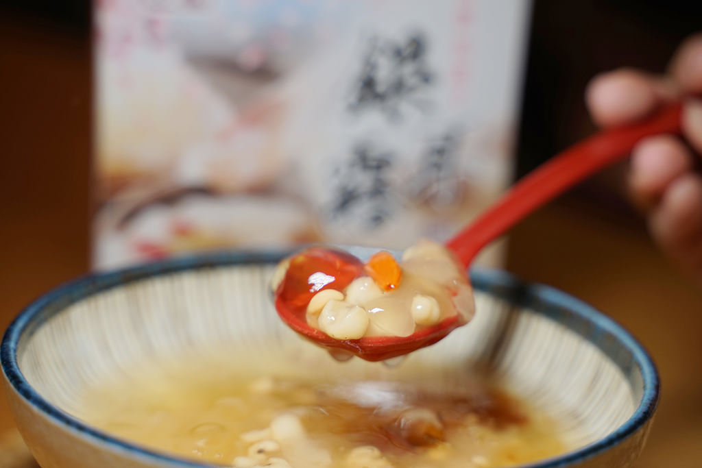 【迪化街年節禮盒推薦】杜仲蟲草雞湯年節禮盒組 美味桃膠雪蓮子銀耳露 聯通漢芳 【迪化街年節禮盒推薦】杜仲蟲草雞湯年節禮盒組 美味桃膠雪蓮子銀耳露 聯通漢芳