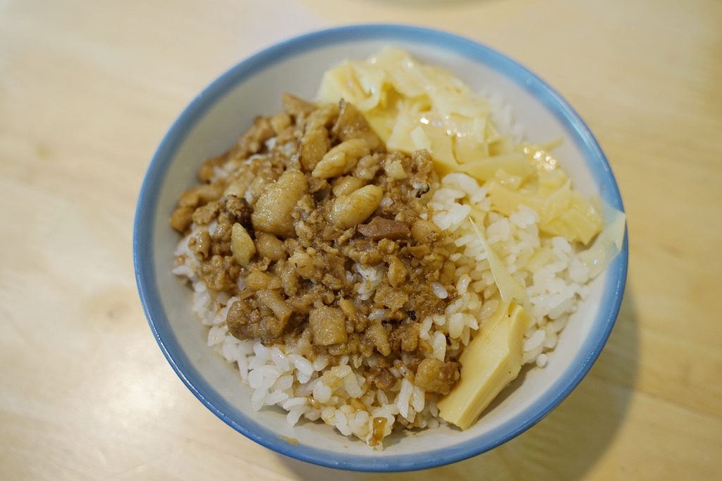 【新竹湖口小吃推薦】經濟實惠CP值高 超可愛貓咪彩繪牆 田家食堂 【新竹湖口小吃推薦】經濟實惠CP值高 超可愛貓咪彩繪牆 田家食堂