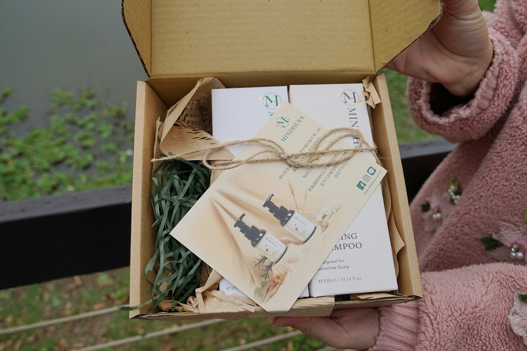 【好用洗髮精推薦】Mindhues莫荷蕬溫和髮浴系列 髮浴限量禮盒組(控油蓬鬆髮浴+舒緩平衡髮浴) 【好用洗髮精推薦】Mindhues莫荷蕬溫和髮浴系列 髮浴限量禮盒組(控油蓬鬆髮浴+舒緩平衡髮浴)
