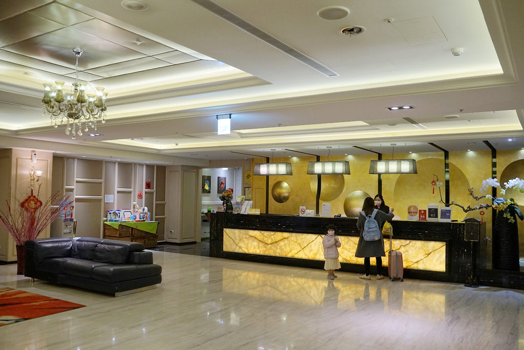 【台中北屯住宿飯店推薦】台中捷運旁 舒適精緻家庭房 台中世聯商旅 【台中北屯住宿飯店推薦】台中捷運旁 舒適精緻家庭房 台中世聯商旅