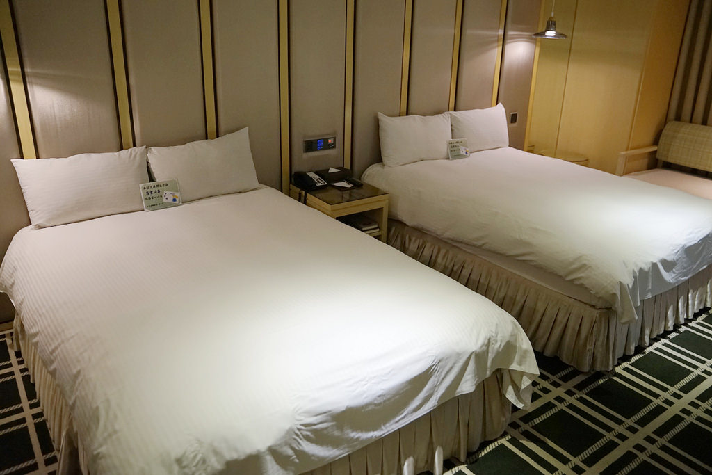 【台中北屯住宿飯店推薦】台中捷運旁 舒適精緻家庭房 台中世聯商旅 【台中北屯住宿飯店推薦】台中捷運旁 舒適精緻家庭房 台中世聯商旅
