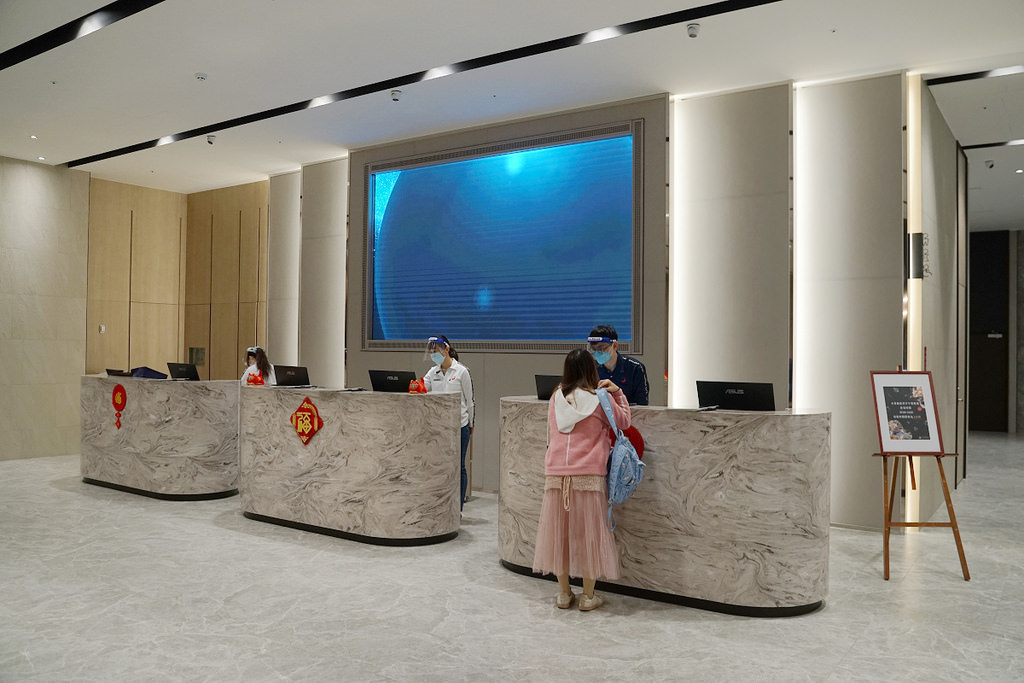 【台中親子飯店推薦】太空火箭探索樂園+宇宙漫步銀河探索樂園 全台最大自助式早午餐餐廳 台中鳳凰酒店 【台中親子飯店推薦】太空火箭探索樂園+宇宙漫步銀河探索樂園 全台最大自助式早午餐餐廳 台中鳳凰酒店