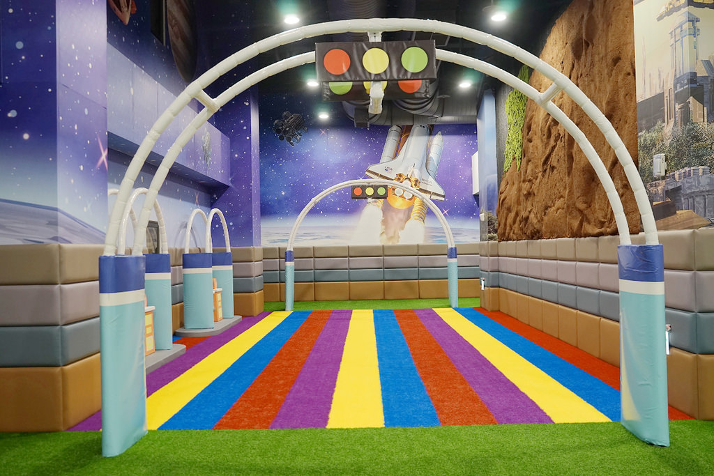【台中親子飯店推薦】太空火箭探索樂園+宇宙漫步銀河探索樂園 全台最大自助式早午餐餐廳 台中鳳凰酒店 【台中親子飯店推薦】太空火箭探索樂園+宇宙漫步銀河探索樂園 全台最大自助式早午餐餐廳 台中鳳凰酒店