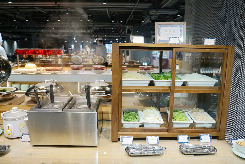 【台中親子飯店推薦】太空火箭探索樂園+宇宙漫步銀河探索樂園 全台最大自助式早午餐餐廳 台中鳳凰酒店 【台中親子飯店推薦】太空火箭探索樂園+宇宙漫步銀河探索樂園 全台最大自助式早午餐餐廳 台中鳳凰酒店