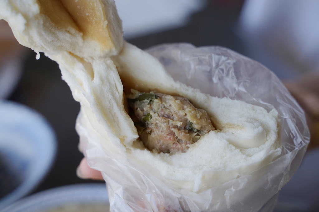 【新竹在地老店早餐推薦】新竹50年老店 油條配花生湯最對味 新竹有夠爛花生湯 【新竹在地老店早餐推薦】新竹50年老店 油條配花生湯最對味 新竹有夠爛花生湯