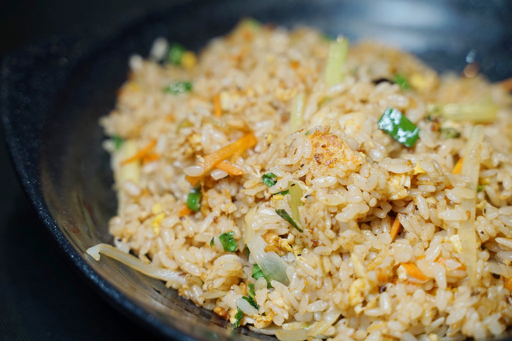 【鶯歌越南料理推薦】美味鮮牛肉河粉/生菜春捲/台式牛肉炒飯 佳家越南小吃 【鶯歌越南料理推薦】美味鮮牛肉河粉/生菜春捲/台式牛肉炒飯 佳家越南小吃