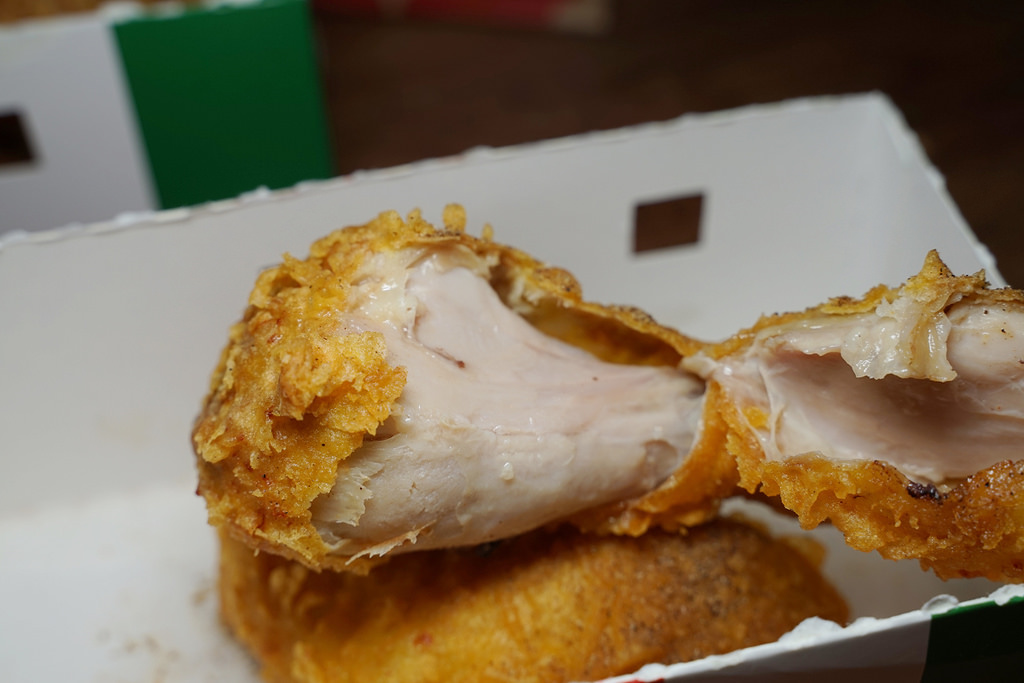 【中壢炸雞推薦】現點現炸超酥脆 義式+脆皮炸雞 拿坡里炸雞中壢新生店 【中壢炸雞推薦】現點現炸超酥脆 義式+脆皮炸雞 拿坡里炸雞中壢新生店