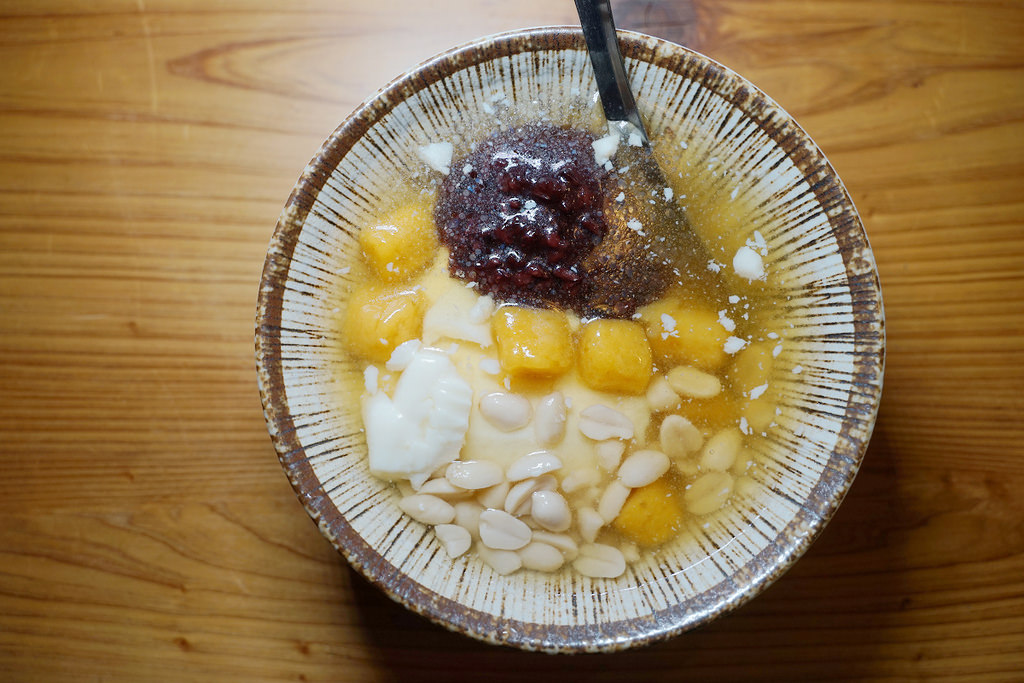 【台北內湖豆花推薦】美味糖水豆花 好吃配料超豐富 甜來春 【台北內湖豆花推薦】美味糖水豆花 好吃配料超豐富 甜來春